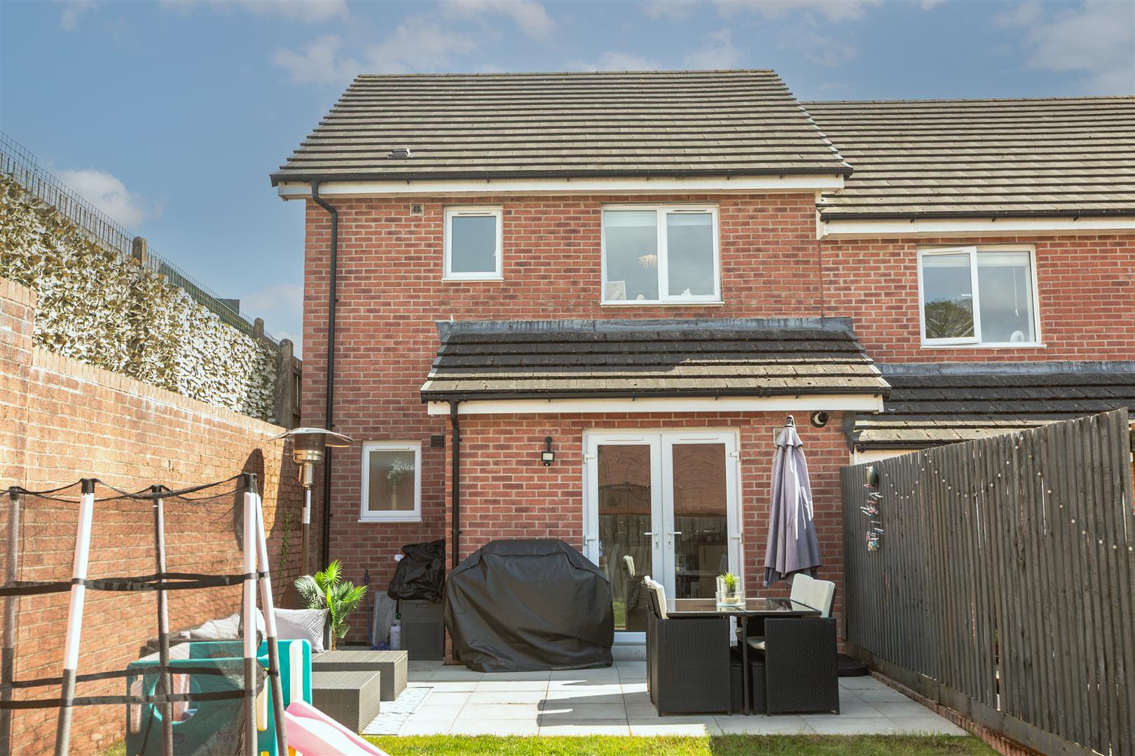 Tal Y Fro, Pontardawe, Swansea, SA8 4NZ